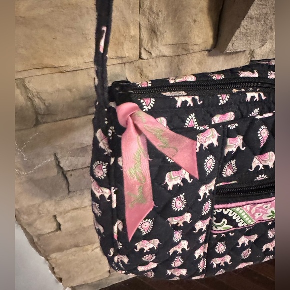 Like New Vera Bradley Shoulder Bag - Elephant Print - Picture 3 of 8